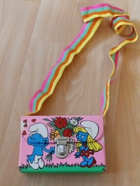 1983 VINTAGE RARE Smurf Kids Pink Crossbody Purse with Rainbow Strap